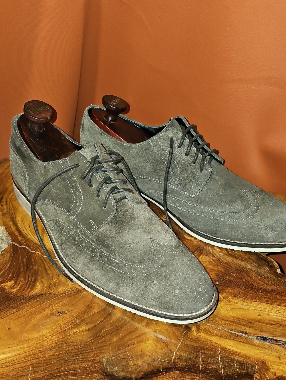 Claiborne Men's Gray Suede Wingtip Derby
